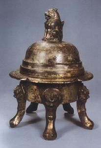 唐銅鎏金閩王延翰獅子爐 唐銅鎏金閩王延翰獅子爐