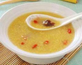 小米桂圓粥 小米桂圓粥