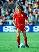 弗蘭克&middot;費爾考特倫