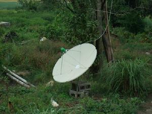 電視衛星接收器