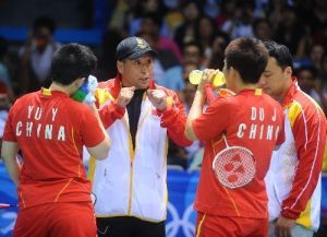 李永波在北京奧運會給隊員布置戰術