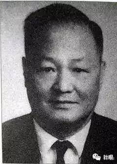 林頂立，日文名林介之助，又名林一平