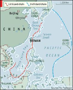 （圖）西太平洋的第一島鏈與第二島鏈，第一島鏈的核心是台灣，第二島鏈則是關島。