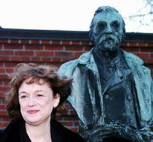 琳達&middot;巴克