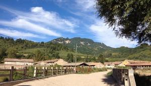 關帝山交城縣一側地貌