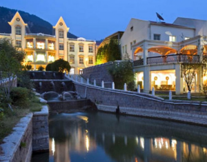 華東百利酒莊 華東百利酒莊