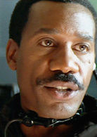 麥克馬洪警官|演員喬·摩頓