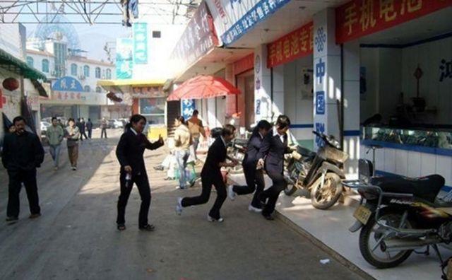 另一個中國:漢族占大多數,說漢語,通用人民幣 另一個中國:漢族占大多數,說漢語,通用人民幣