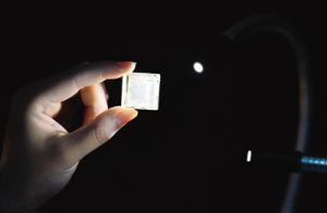 深紫外全固態雷射器 深紫外全固態雷射器