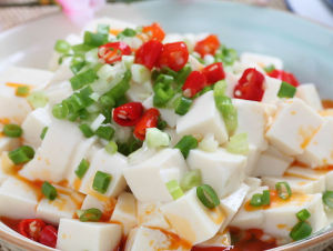 小辣椒拌豆腐 小辣椒拌豆腐