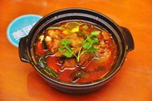 沙鍋排骨 沙鍋排骨