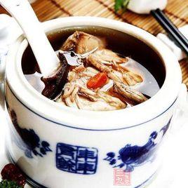 雪耳麥冬豬蹄響螺湯 雪耳麥冬豬蹄響螺湯