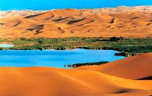 騰格里達來月亮湖探險營地