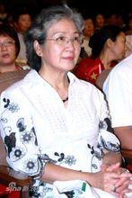 曹翠芬的生活照