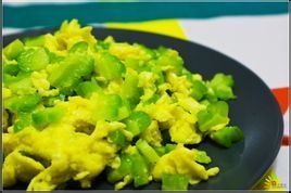 苦瓜烘蛋 苦瓜烘蛋