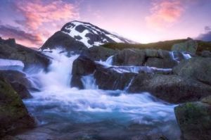 尤通黑門山脈 尤通黑門山脈