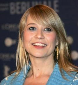 崔娜·蒂虹 崔娜·蒂虹