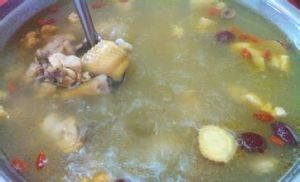 三黃雞湯 三黃雞湯