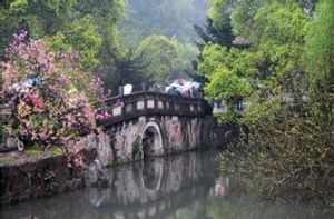 臥龍橋