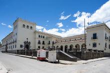 奧萬多將軍的雕像