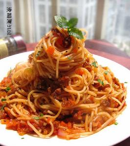 肉醬黑椒意大利麵