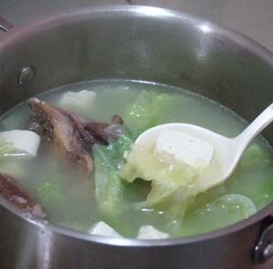 臘排骨煲豆腐湯 臘排骨煲豆腐湯
