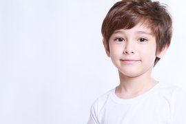 丹尼斯·凱恩 丹尼斯·凱恩