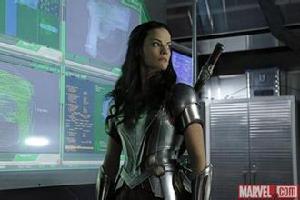 傑米&middot;亞歷山大飾演的希芙