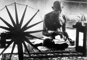 印度聖雄甘地遇刺身亡