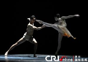 《移動空間》 《移動空間》