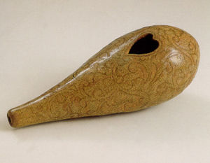 青瓷棒槌形水注