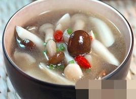 雜骨菌菇湯 雜骨菌菇湯