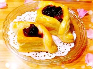 黑布林果醬千層酥 黑布林果醬千層酥