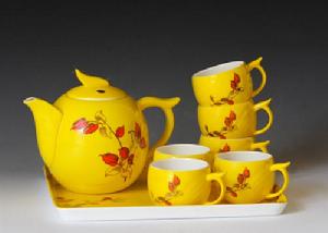 （圖）彩瓷茶具