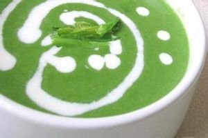 牛奶土豆菠菜湯 牛奶土豆菠菜湯