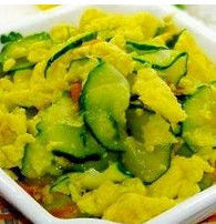 黃瓜炒雞蛋 黃瓜炒雞蛋