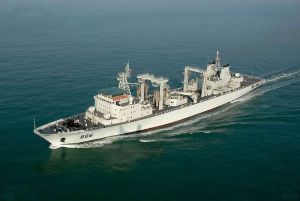 中國“千島湖”號補給艦 中國“千島湖”號補給艦