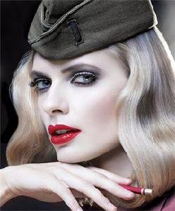 茱莉亞·斯提格勒 茱莉亞·斯提格勒