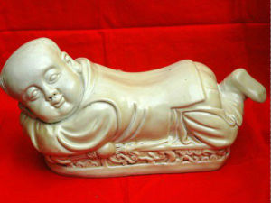 定窯白瓷孩兒枕