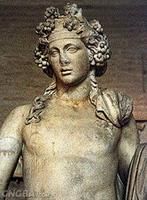 DIONYSUS[古希臘神話中的酒神]