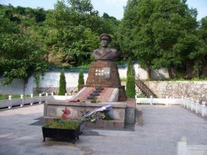 黃永勝墓 黃永勝墓