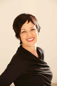 朱莉婭·莫爾登 朱莉婭·莫爾登