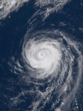 強颱風哈洛拉 衛星雲圖