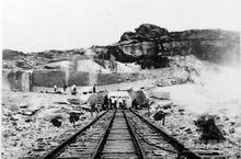 人民英雄紀念碑[天安門廣場紀念碑]