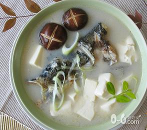 魚頭濃湯 魚頭濃湯