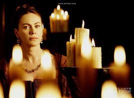 西蒙妮·科洛姆巴里 西蒙妮·科洛姆巴里