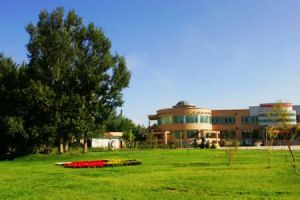  新疆大學 