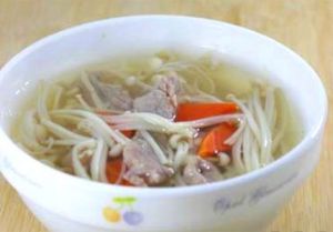 金針菇肉片湯 金針菇肉片湯