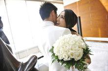 《愛你愛你》MV照