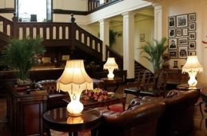 紐瑪斯·波爾頓舊居